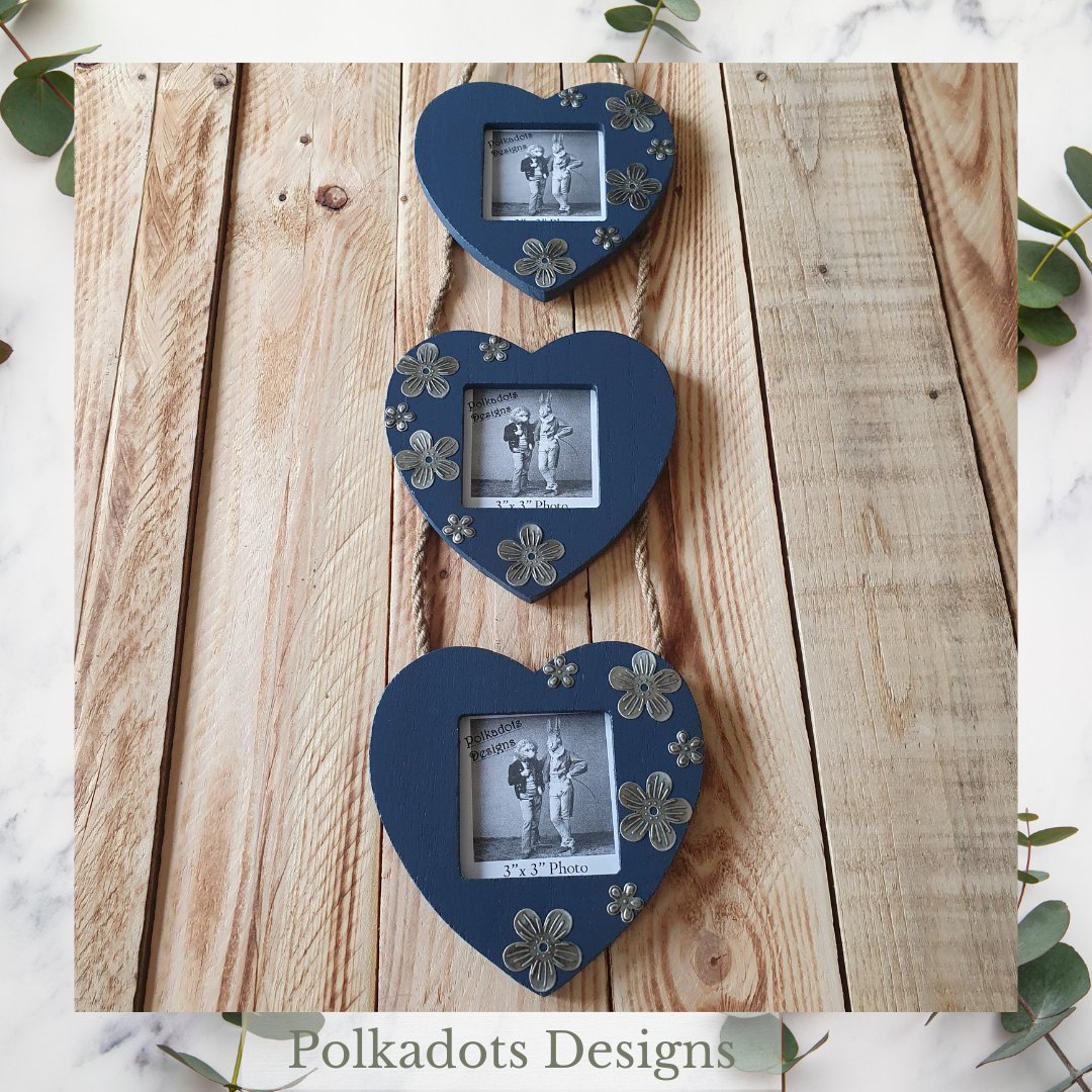 These stunning wooden triple heart  photo frame, feature a flower / floral design using ethically sourced materials
#gift #handmade #smallbusiness #decor #rustichomedecor #rusticfarmhousedecor #farmhouse #farmhousestyle #ethicallysourcedwood #etsyshop #metalartdesign #giftforher