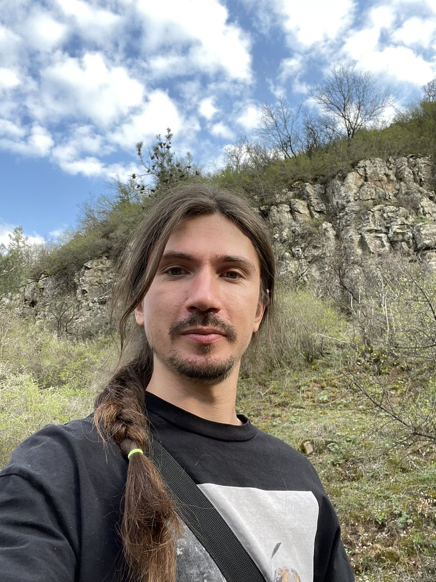 Nikita Bishonen 🤍💙🤍 tweet media