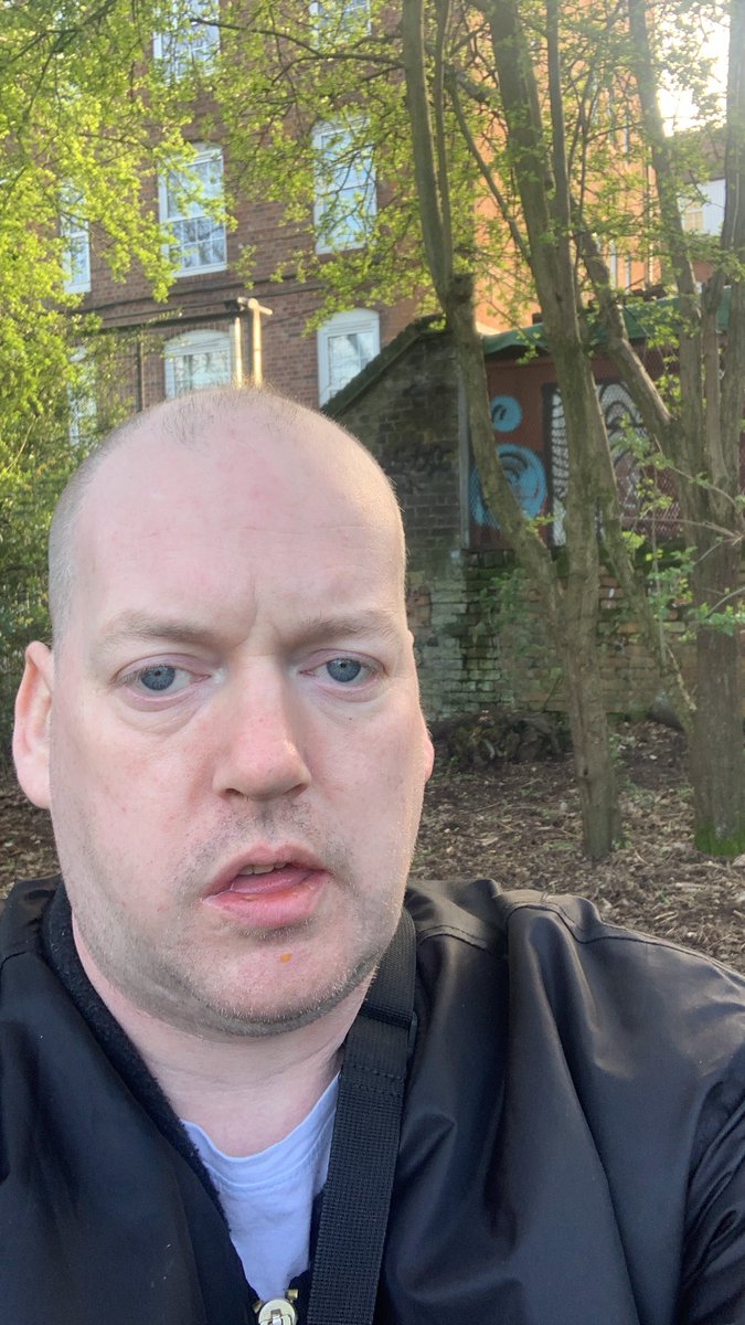 princeawthomas's tweet photo. Thinking of you all today hope all goes smoothly for you all love you all very much and thank you for your support and prayers https://t.co/uH8tfnRDHS