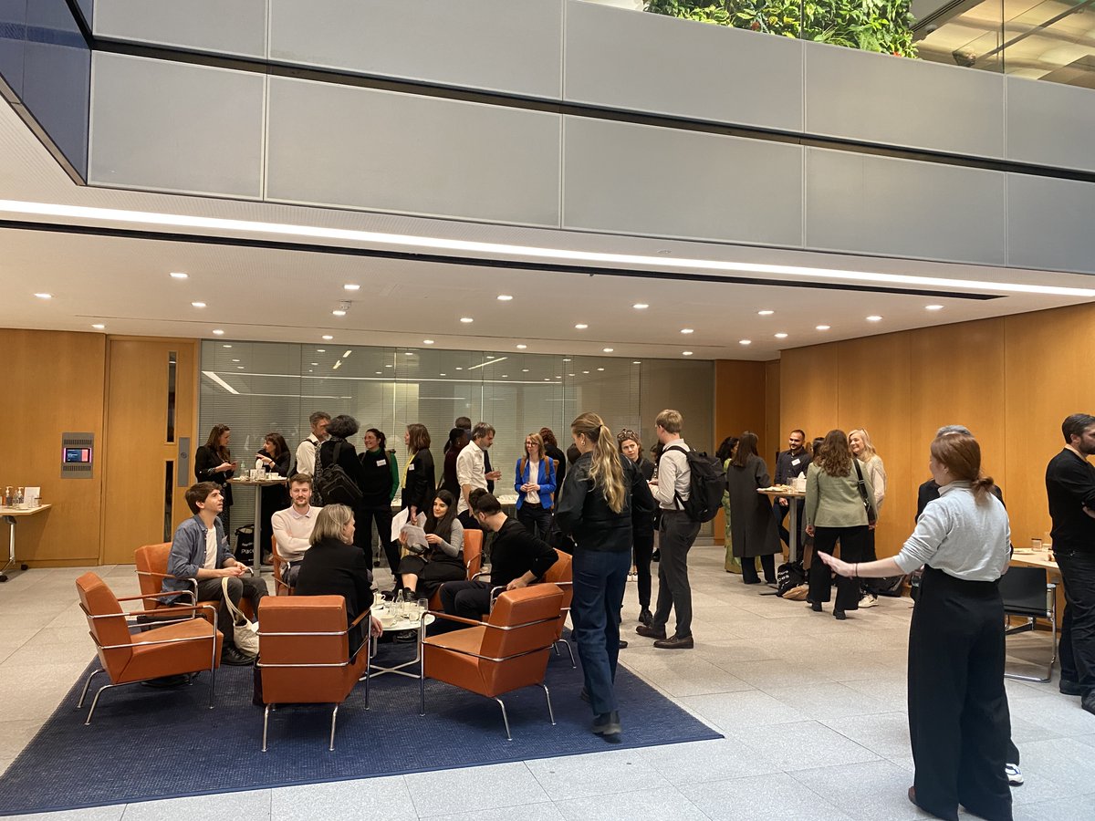 KrystalliaK's tweet photo. @UELResearch @ArupUK @julietmian @SimonAllford @AnnaMinton @doina_petrescu @AlexWhitby Great to connect face-to-face! 🤝🏙️ https://t.co/kVIBZ9m8af