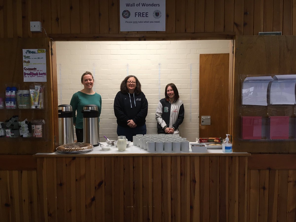 shsheadstudents's tweet photo. Huge thank you to all the brilliant helpers and visitors, such a fantastic afternoon!! Hope we can organize another one soon :) #soupandsweet https://t.co/aZyr5b5Em0
