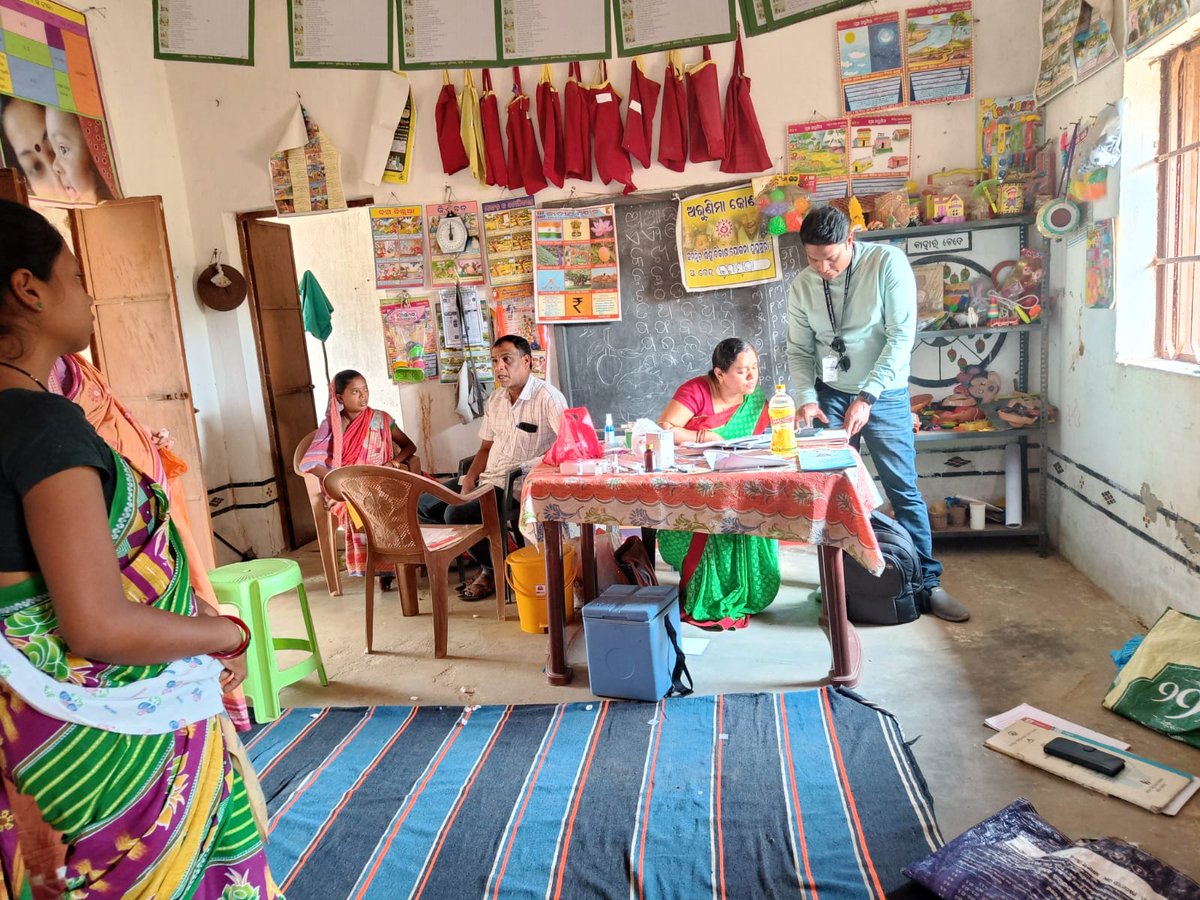 ODITSCProgram's tweet photo. ସିକିଲ ସେଲ ଓ ଥାଲାସେମିଆ ରୋଗ ସମ୍ବନ୍��ୀୟ ସଚେତନତା ଓ ପ୍ରଶିକ୍ଷଣ ଶିବିର l

@CMO_Odisha @OffCMCVellore @DBT_inStem @DBTIndia @HFWOdisha @nhmodisha 
#Odisha #cmcvellore #Thalassemia #thalassemiaawareness #CSCR #nhmodisha https://t.co/Fcf9SmJKaA