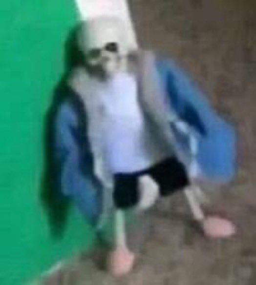 CL4P_TP__'s tweet photo. HEY SKELETON MAN

YOU COULD PROBABLY FIND SOME KINDA FUNNY USE FOR THIS PICTURE

THAT'S ALL https://t.co/iIXKBkYnP8