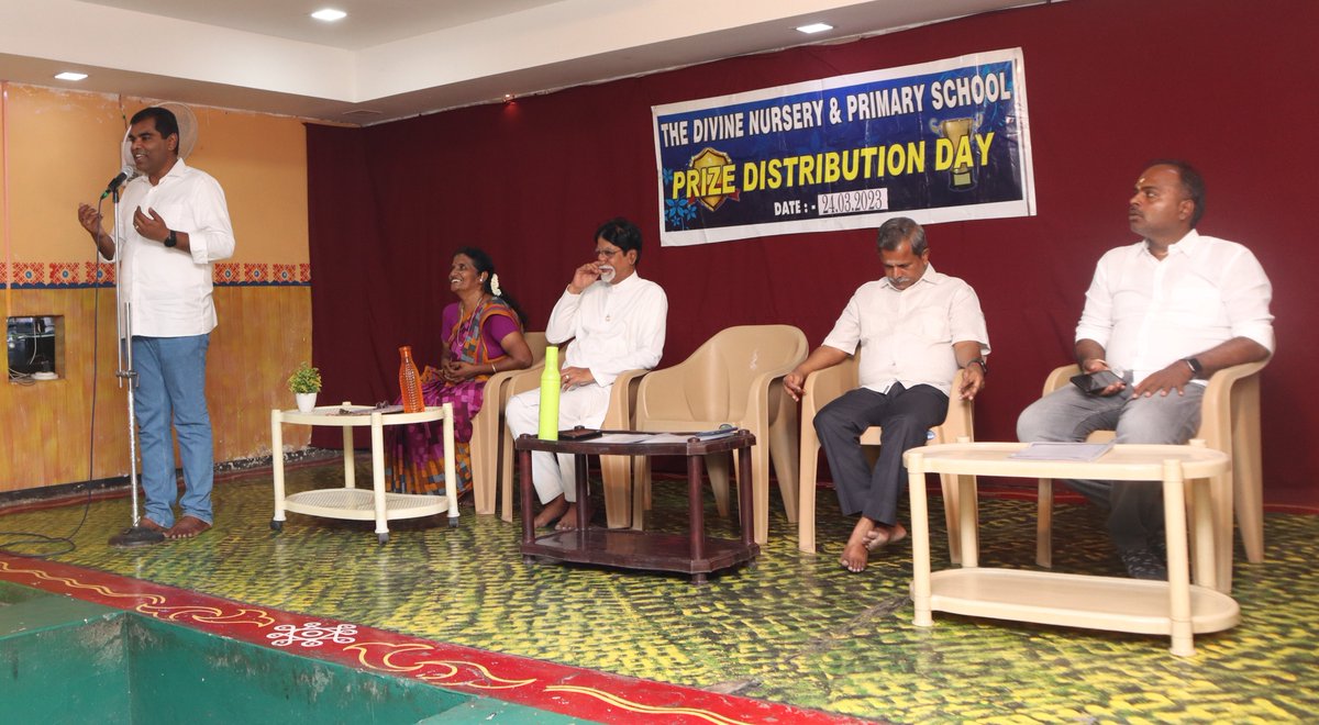 AatralAshoKumar's tweet image. (24-03-2023) அன்று நடைபெற்ற ஈரோடு டிவைன் நர்சரி மற்றும் பிரைமரி பள்ளியின் 37 ஆம் ஆண்டு விழாவில் சிறப்பு விருந்தினராக கலந்து கொண்டு குழந்தை செல்வங்களை பாராட்டி பரிசுகளை வழங்கியதில் மிகுந்த மகிழ்ச்சி அடைகிறேன்.

@PMOIndia @narendramodi @CMOTamilnadu @mkstalin 

#SchoolFunction