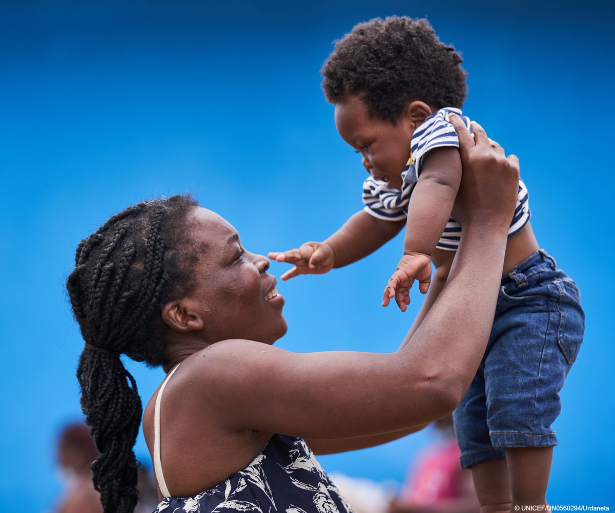 Hugs.
Laughs.
Cuddles.

Mina, from Panama, is making sweet memories with her son James.

Children have the right to grow up in loving environments - that’s why UNICEF works around the world to support families.

Let’s make #EarlyMomentsMatter.