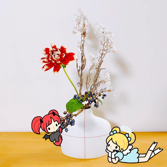 ▼遊び方LINEのトーク画面で使う写真を選択→右上のニコニコマーク→下のタブから「スタンプ」を選択大きさや角度も変えられます。 