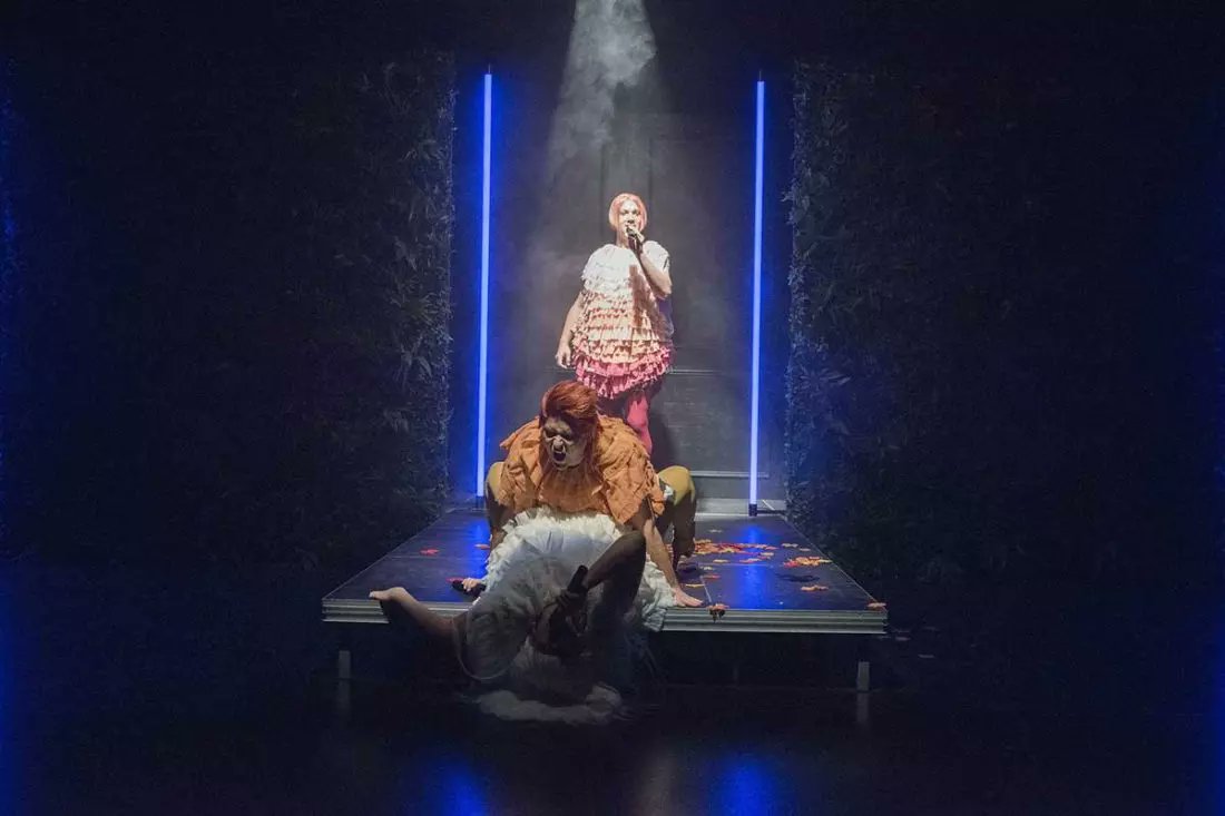 RECOMENDACIÓN - 👏👏👏👏👏«Ritmo vertiginoso, personajes variadísimos y conexión con el público. Un must de la cartelera» dice <a href="/EireneConE/">Eirene Ramos</a> sobre 'Las aves' 🎭que vuelven en abril a Madrid al @ElPavonTeatro, tras agotar entradas en el <a href="/centrodramatico/">CDN</a>👉bit.ly/3lAUw2E