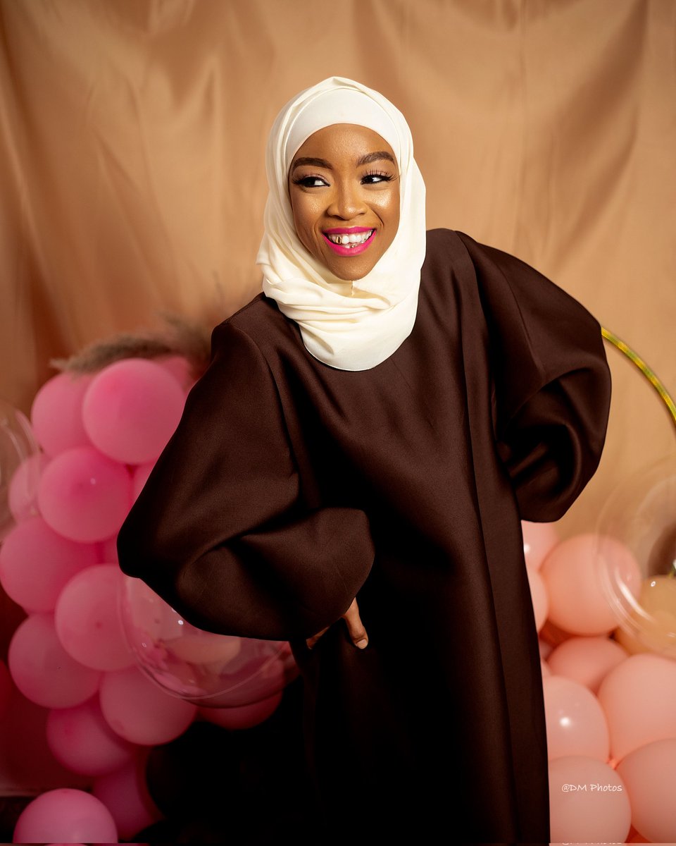 Blessed 😍
Favoured💃
Loved and adored🥰

Who could have thought that I would be here, breathing and walking, and HAPPY?😎
WHO?🤔
Cheers to me, to more strength, more love, more good health, more favours🥂in this blessed month.