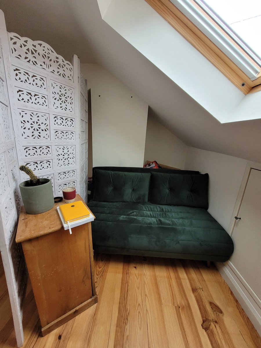 sophiebenefer's tweet image. For years, I have wanted a place where I could go to write. Finally started making that a reality. Here&apos;s my little writing nook complete with cat bed (that they don&apos;t use). #femalewriter