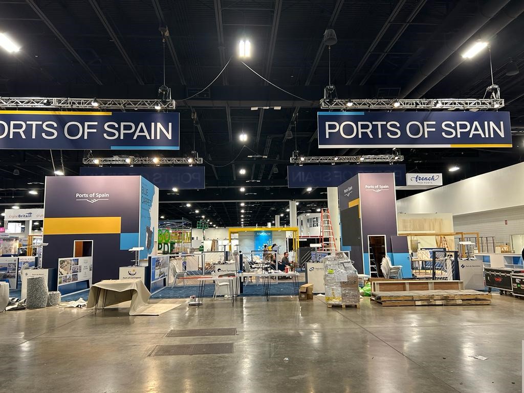 ¡A punto para Seatrade Cruise Global!

Los #puertos españoles ya estamos en Fort Lauderdale, preparados para promocionar el turismo de #cruceros en la feria más importante del mundo del sector. 

¡Os esperamos en el stand 1209! 👋
#STCGlobal #BlueCarpet
