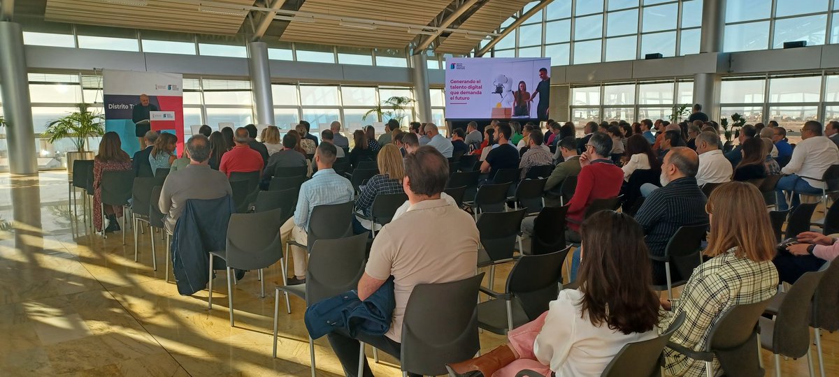 Aquí estamos digitalizando @GVAddigital