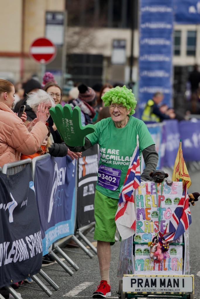 Race number 1,037 complete ✅

A brilliant time at yesterday’s Sheffield Half Marathon. 

Another busy day today but more on that later! 

#MagicMillion 

justgiving.com/madwalker