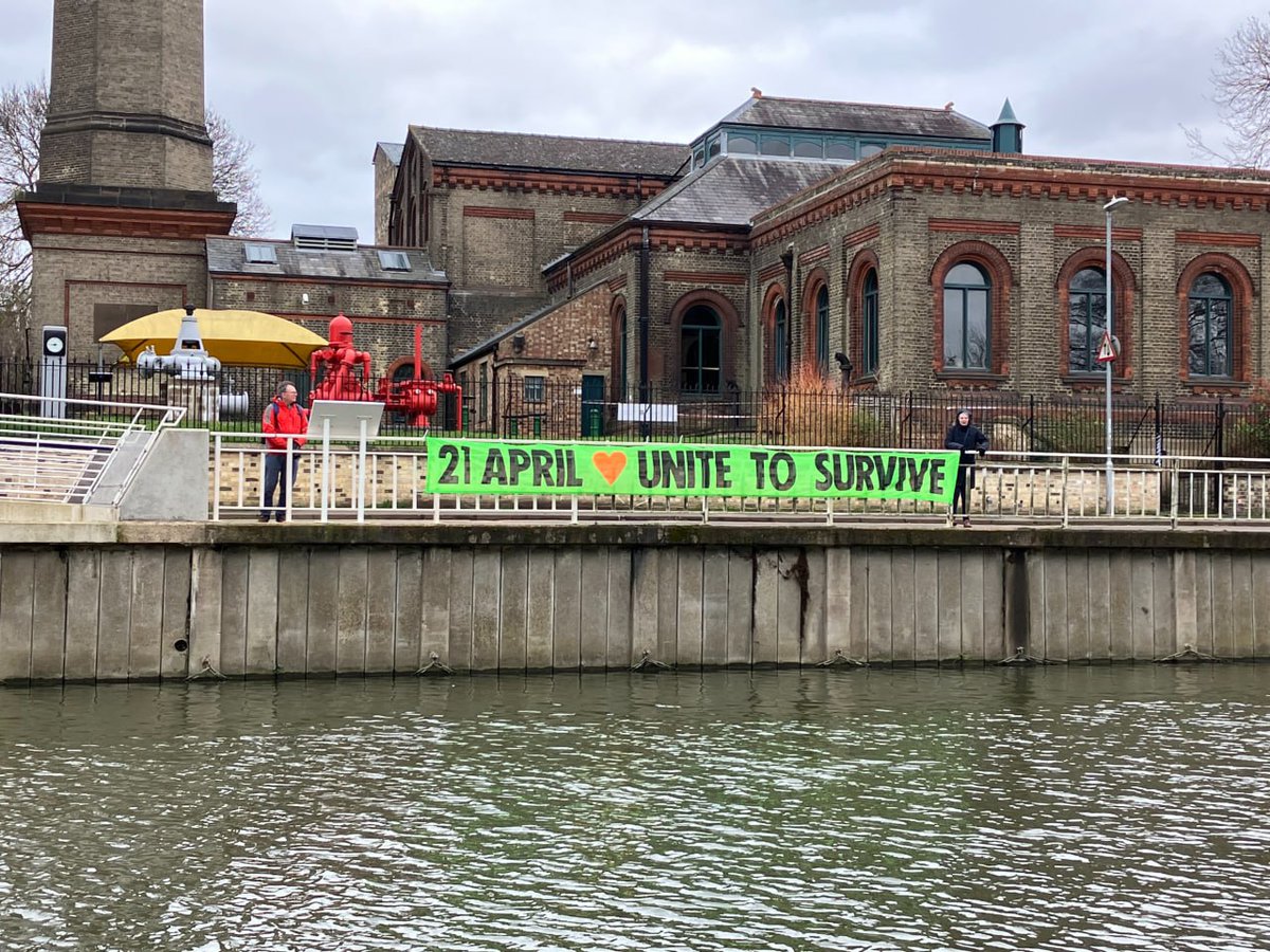 Up &amp; down the UK banners are dropping as we get ready for #TheBigOne

See you at Parliament #21April &amp; we need everybody #ChooseYourFuture