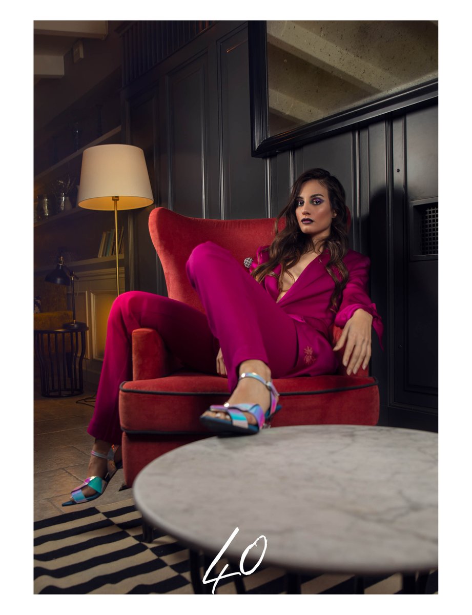 TrianonBorgoPio's tweet photo. Iniziamo la settimana alla grandissima, con il servizio fotografico di #gianlucafioravantephotographer , realizzato al Trianon Borgo Pio... 😎
.
.
.
#soddisfazioni #photoshootinginrome 📸
#trianonborgopio #shootingphotography
@gojimagazine @TrianonBorgoPio https://t.co/QDs9ptby5y