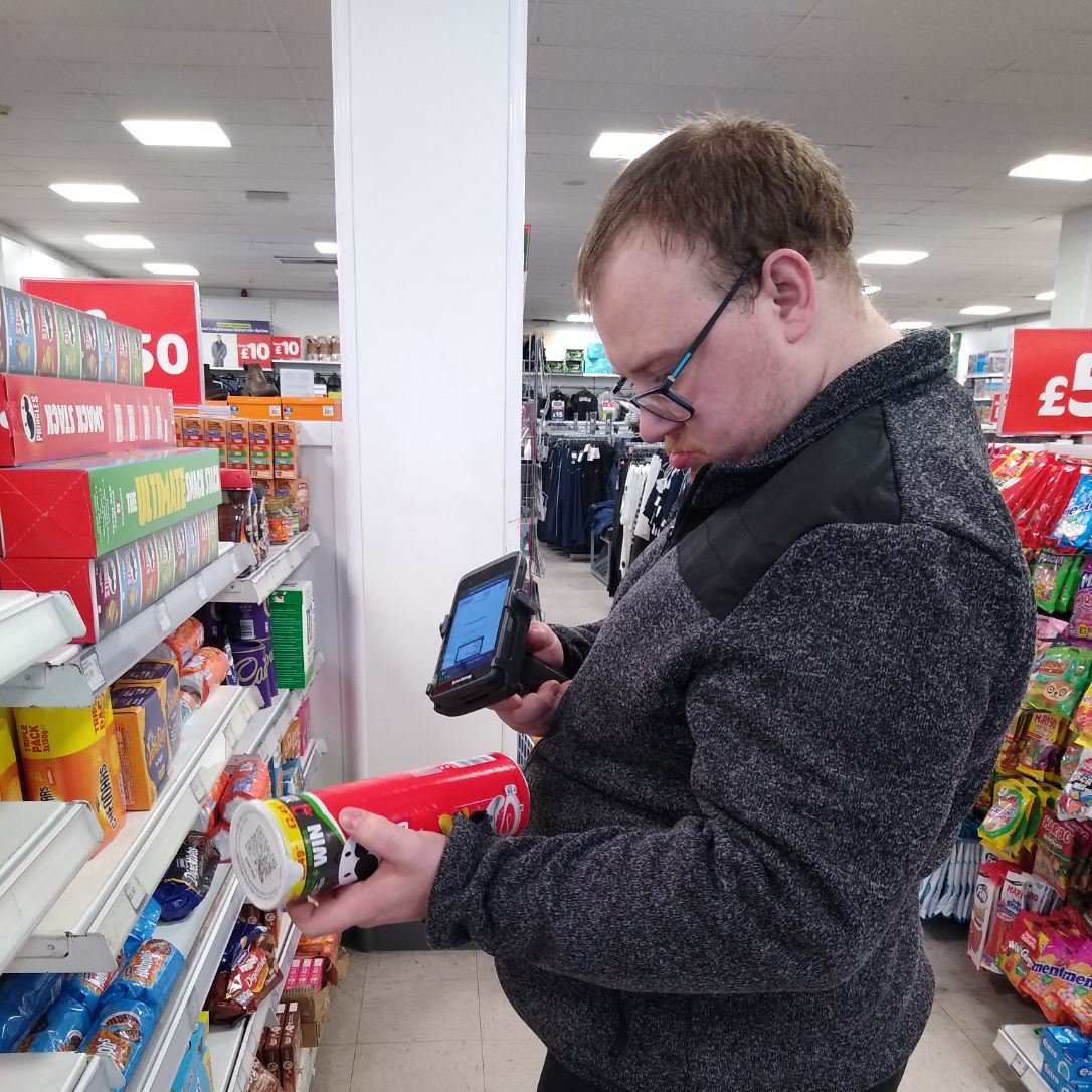agoriadcyf's tweet photo. Today is National Supported Internship Day! 
Agoriad works closely with many employers in North Wales to offer supported internships for young people with learning disabilities and/or autism. 
#NSID2023 https://t.co/CeGmKJ1rsc
