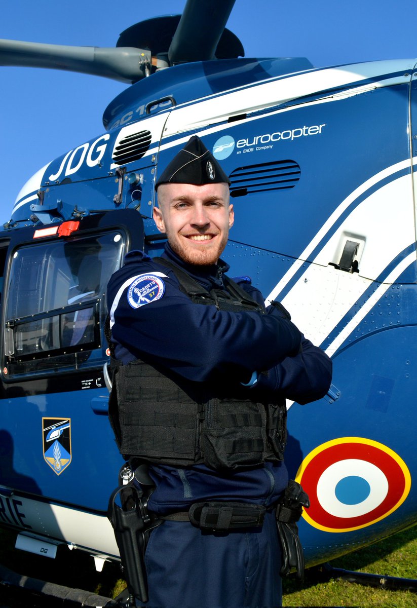 Cadets37's tweet photo. #MondayMotivation | L'association des cadets de la @Gendarmerie_037 vous souhaite une excellente semaine avec le sourire !

📸 ACGN37 - BRI (R) C. Daguier https://t.co/G1wulHDUtx