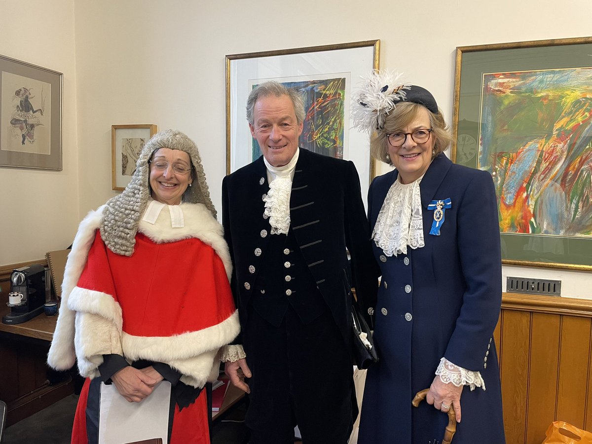 Fiona Lansdowne (@lansdowne_fiona) on Twitter photo So pleased to attend the Rule of Law service and Declaration of the new High Sheriff of Gloucestershire Henry Robinson #gloucestercathedral #highsheriffs <a href="/WiltsLieutenant/">Wiltshire Lieutenancy</a> Best wishes for a wonderful year Henry So pleased to attend the Rule of Law service and Declaration of the new High Sheriff of Gloucestershire Henry Robinson #gloucestercathedral #highsheriffs <a href="/WiltsLieutenant/">Wiltshire Lieutenancy</a> Best wishes for a wonderful year Henry