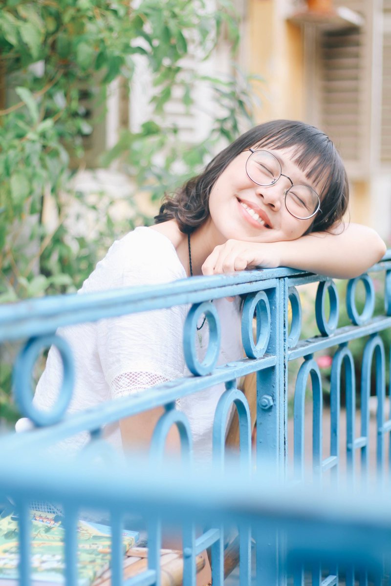 opticalcentergr's tweet photo. Start your week with smiles and new eyeglasses!🌿 @theopticalcenter #plateiamavili #plateiaviktorias #glasses #sunglasses #eyewear #brandswelove #newcollection #optometry #theopticalcenter https://t.co/EPQWeAEy41