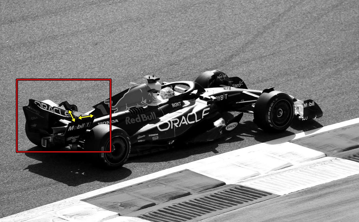 📕 Teknik Yorum FLOOD | Üçlü DRS nedir? İtiraz edilir mi?

#TheRace’de yayımlanan <a href="/GaryAndersonF1/">Gary Anderson</a> makalesi ile #F1’de yeni bir tartışma başladı. S-Duct, DAS ve Parti Modu gibi tabirler ile daha önce yapılan yeniliklere bir yenisi daha eklendi. 

#F1Teknik