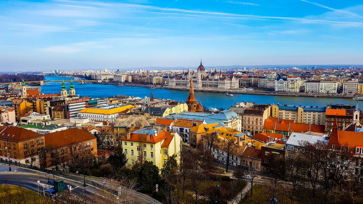 MYRIAD-EU pilots cover small geographical areas, like Veneto in Italy; and larger ones stretching across several countries, such as the Danube region.
🟣🔵Interested to learn about the challenges facing this transboundary river? #TalkingRisksDanube
👉 bit.ly/3ZhSpOP