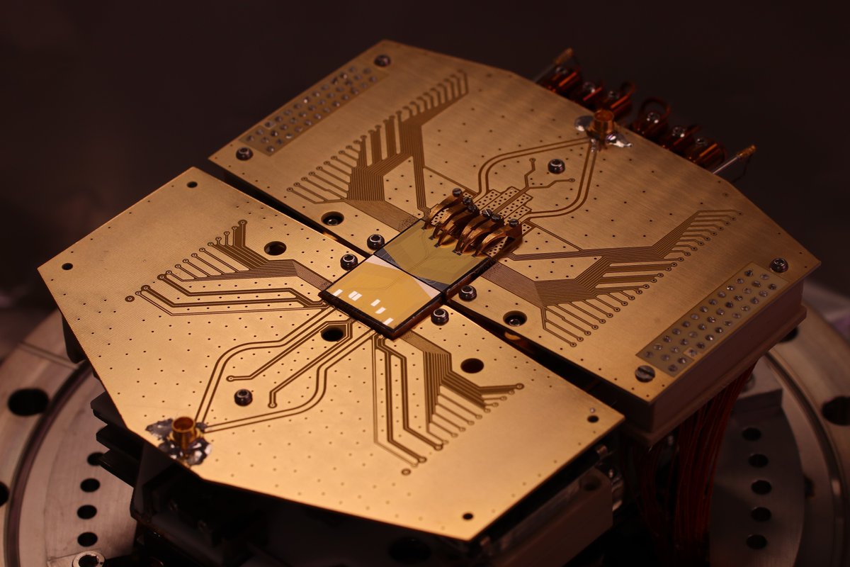 Will you be going to the #NQCCScalabiltyConference this week? 
We will be and Foni (<a href="/Ion_busters/">Ion busters</a>) will present his team's work on fast-modular connections with trapped ions. 
Come join us after on 31st from 5;30pm at The Royal Oak with nibbles + drinks!

bit.ly/42FulbD