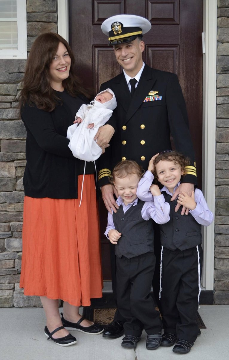 DavidNotowitz's tweet photo. Our good friend just lost her husband. He was a military chaplain, a rabbi.

She babysat our kids, had her wedding shower and first baby shower in our backyard. And now her husband was diagnosed with cancer and died within 3 weeks, leaving 3 young boys.
https://t.co/fgZydV4aBj https://t.co/PxDMDe6BQ1