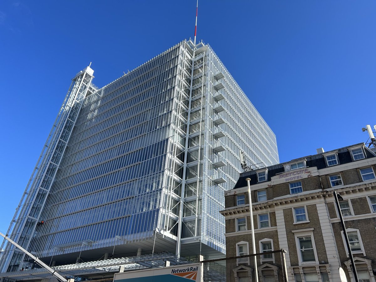 Self-harm.   #PaddingtonCube