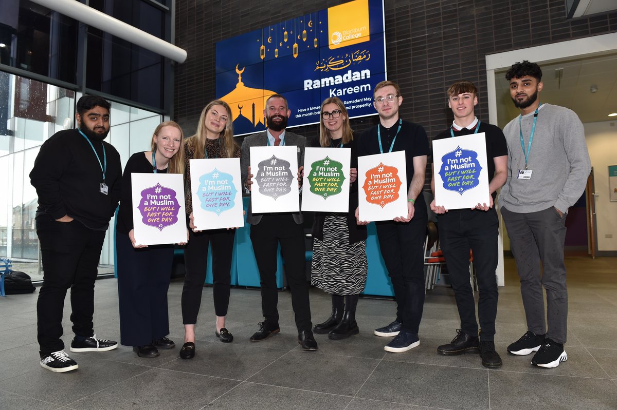 1VoiceBlackburn's tweet photo. The marketing team at @bbcollege  is taking part in our #imnotamuslimbutiwillfastforoneday campaign. 
Craig Millar, Director of Marketing and Communication said “As a marketing team in a college that prides itself on our diversity, we want to show solidarity with those fasting”. https://t.co/trLNMZgCAZ