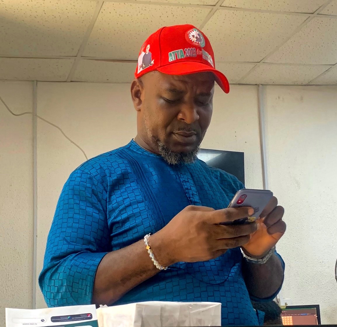 slightly-used-virgin-on-twitter-rt-jtattah-me-reading-all-your