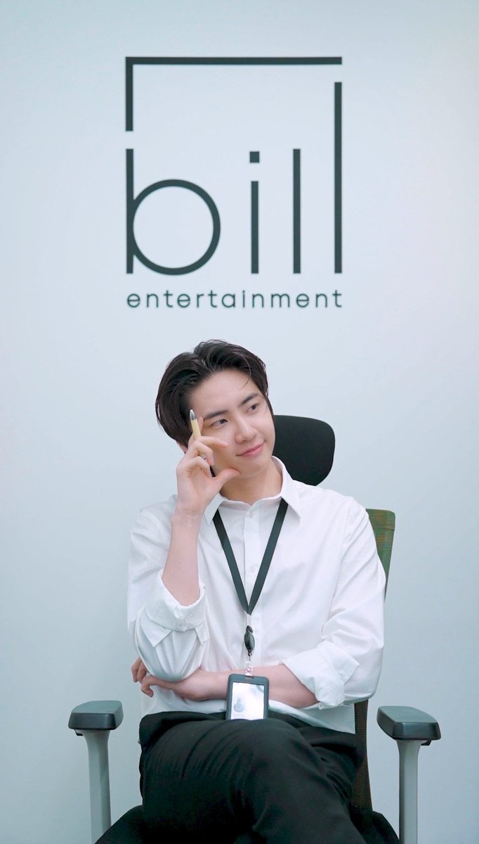 [🎬] Bill Ent 첫 출근 완. 👜

vt.tiktok.com/ZS8g1eacA/

#이진혁 #LEEJINHYUK
#BillEntertainment #빌엔터테인먼트 #Bill_Ent