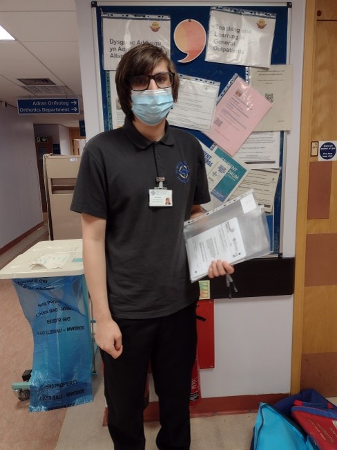 agoriadcyf's tweet photo. Here are few photos of our students from the @LlandrilloMenai  Pathway 4 Supported Internship Project at @BCUHBBest  Ysbyty Gwynedd, Bangor. Today we celebrate their hard work and progress. Keep up the good work!!
#NATIONALSUPPORTEDINTERNSHIPDAY2023 https://t.co/E01rKtKoPf