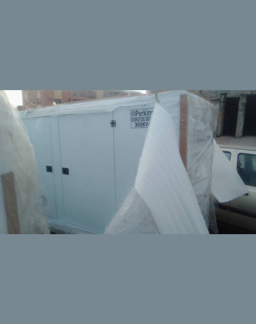 P_Mcroyale's tweet photo. @peng_writer Perkins Diesel Generator, Stanford alternator, UK. Available in 10kva to 1000kva https://t.co/kyPeYIa3OW