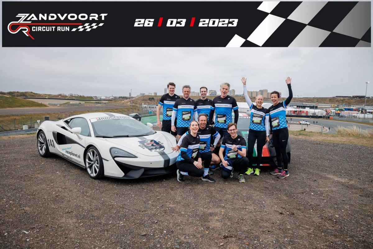 Het creëren van gezonde leefomgevingen begint bij een gezond bedrijf en gezonde medewerkers. Gisteren heeft het running team van VolkerWessels Vastgoed meegedaan aan de Zandvoort Circuit Run op het Circuit van Zandvoort. Onze sportieve collega's zijn in de top-3 gefinisht!
