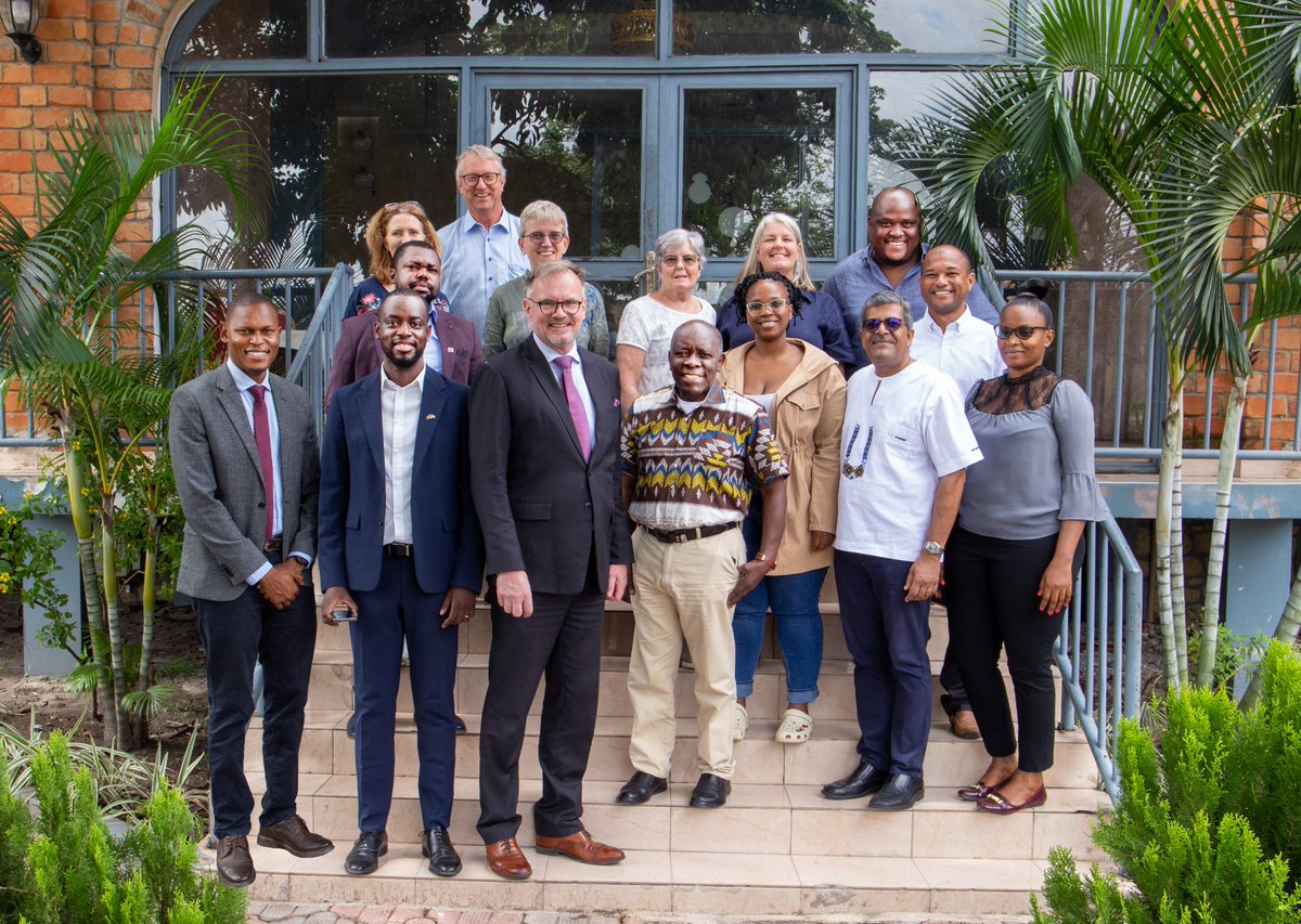 The collaborative NORHED-funded project GrowNut II 'Education and research to reduce malnutrition in the DR Congo and Tanzania' held their annual meeting in Kinshasa, next to the Congo River, 13-17 March with all the partners. uib.no/en/cih/146534/…