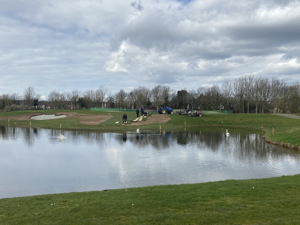 The turfing process begins! @jonathangaunt <a href="/GreasleyGolf/">John Greasley Ltd</a>