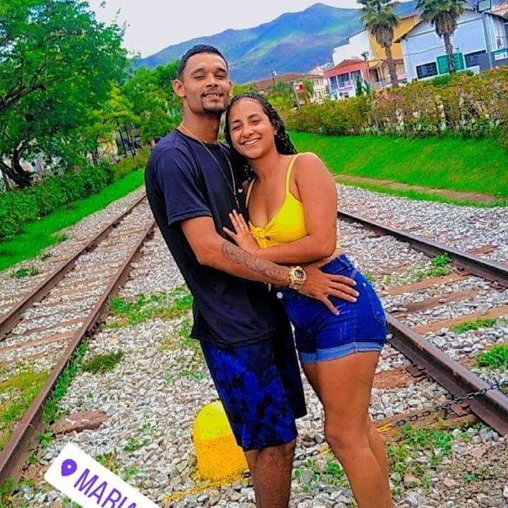 tay_biell's tweet photo. A gente pode brigar, não se falar, ter ciúmes bobos
mas de uma coisa eu tenho certeza, você é a pessoa que eu escolhi pra viver o resto da vida comigo, e desistir de você não está nos meus planos. ❤️+1 dia 27 pra conta💪 @FmRodrigues06 https://t.co/5JwDxlt2Ly