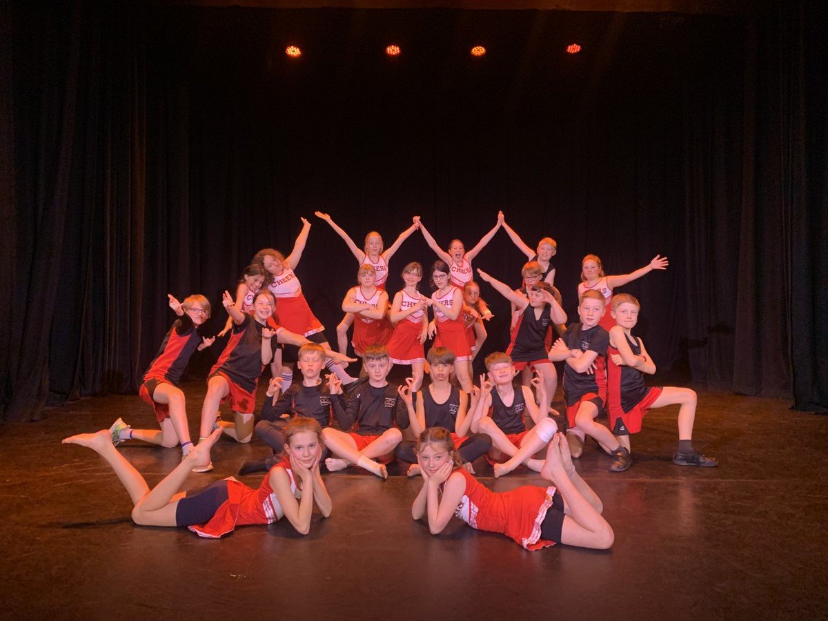 Good luck to our Year 6 Spotlight dancers who had their dress rehearsal in Stamford today.  They were absolutely amazing and everyone is looking forward to their two performances this week!