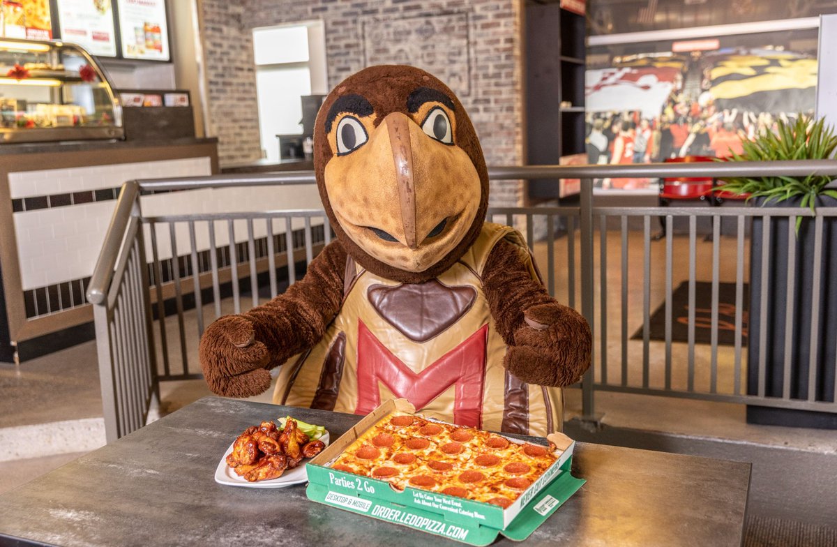 LedoPizza's tweet image. 🐢 @TerpsWBB GAME DAY GIVEAWAY 🐢 

We are giving away a 
$50 #LedoPizza GIFT CARD

To enter you must:
🔁 Retweet
✅ Follow 

1 winner picked at 9pm 3/27/23

HUGE GAME tonight at 7pm!

Ledo Pizza is the Official Pizza of the @umterps #FearTheTurtle 🐢🏀 

Order.LedoPizza.com