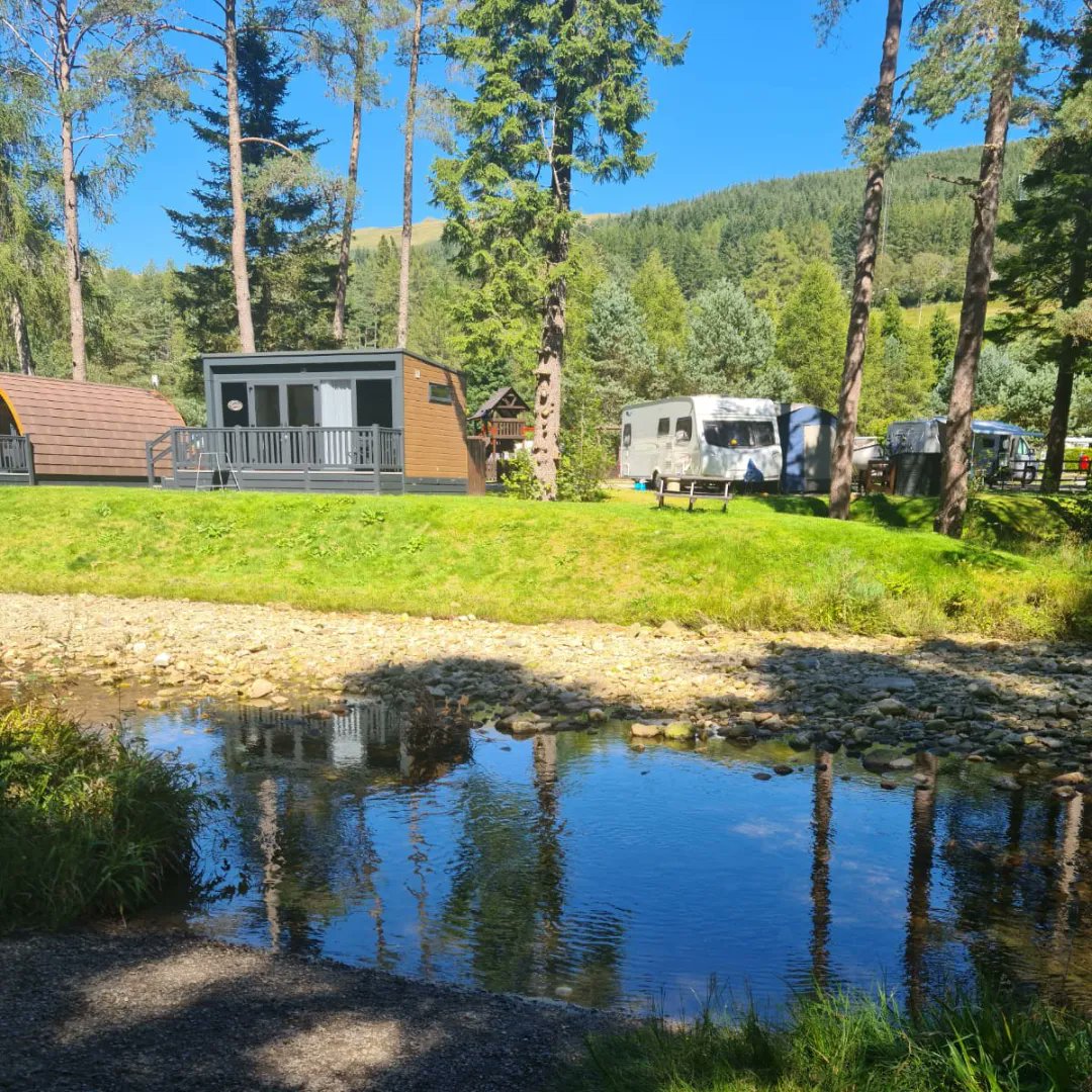 HighlandHols's tweet photo. Looking for your next staycation this Easter?👀

We have pulled together a list of the reasons Highland Holidays is the ideal location for your next Easter escape🐣

Don’t miss out! Check out our blog &amp; book today to secure your stay 👇
https://t.co/AB6GCdOBZ5 

#highlandholidays https://t.co/h1VlBJt2Zn