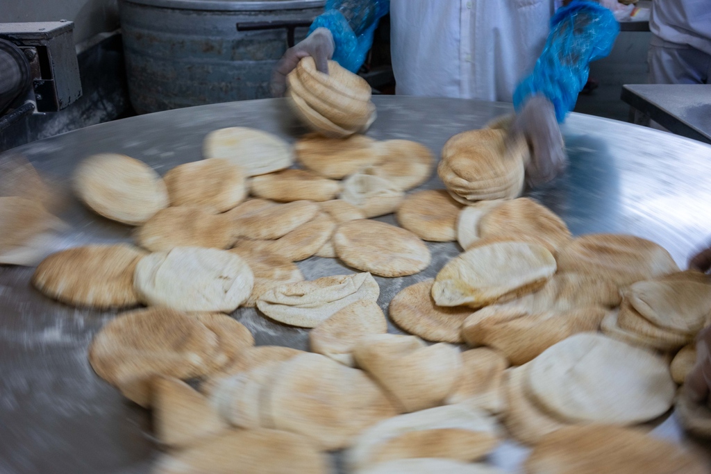 Gulf Photo Plus on Twitter "A NATION’S BREAD by Shaima Al Tamimi Last