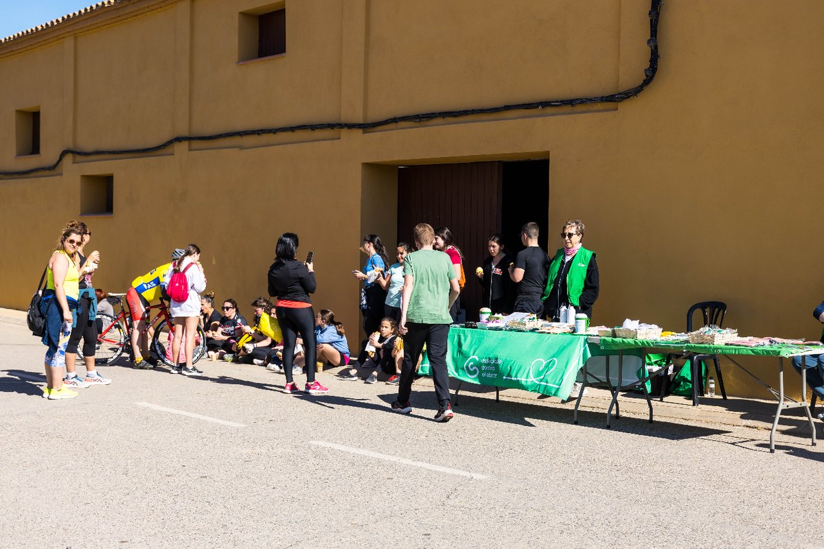 AjTorrefarrera's tweet photo. 243 persones participen a la tradicional caminada a Malpartit 📍
Amb una distància de 9 km, i organitzada per l'Ajuntament de Torrefarrera, tots els participants van gaudir d'un esmorzar popular a l'arribada.
#Torrefarrera #AjTorrefarrera #CaminadaMalpartit #Malpartit https://t.co/FzXWt0rksY