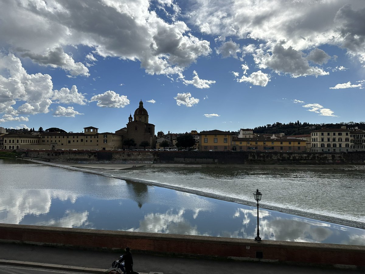 JimShawley's tweet photo. Feeling blessed to have a room with a view, thanks @StRegisFlorence my home for the next 4 nights https://t.co/p1fGJqdFWr