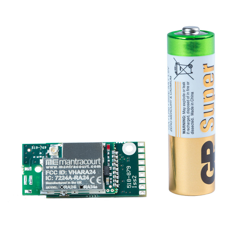 mantracourt's tweet image. With warmer months around the corner, it’s the perfect time to start thinking about temperature monitoring in your factory.

Our wireless temperature sensor transmitter provides real-time data with a range up to 800 metres.

Check it out here: bit.ly/427pK1L