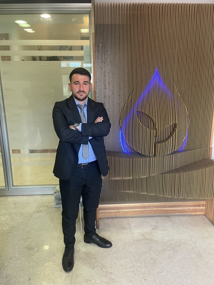 Aday adaylığı sürecinde emeği geçen arkadaşlarımıza teşekkür ediyorum hep birlikte memlekete bahar getireceğiz