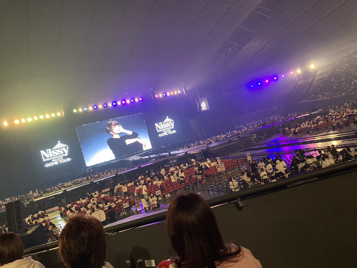 aaaksm_nissy's tweet photo. 札幌ファイナル行ってきました💋

札幌の動線が微妙
歌声よりBGMが大きすぎて、、

でも会いに行けて本当によかった✨✨

#Nissy6大ドーム完走おめでとう 
#NissyEntertainment4thDOMETOUR https://t.co/32domnnvyu