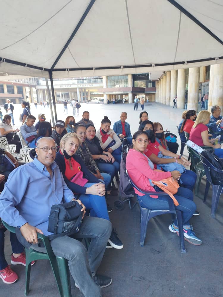 #27marzo ll Desde Plaza Caracas trabajadoras y trabajadores @tssvenezuela presente  en la tribuna antiimperialista convocada por el <a href="/mintrabajove/">Ministerio del PP para el Proceso Socia de Trabajo</a> y sus entes adscritos.
#NiCorrupciónNiGuarimbas
¡Que nadie se equivoque!