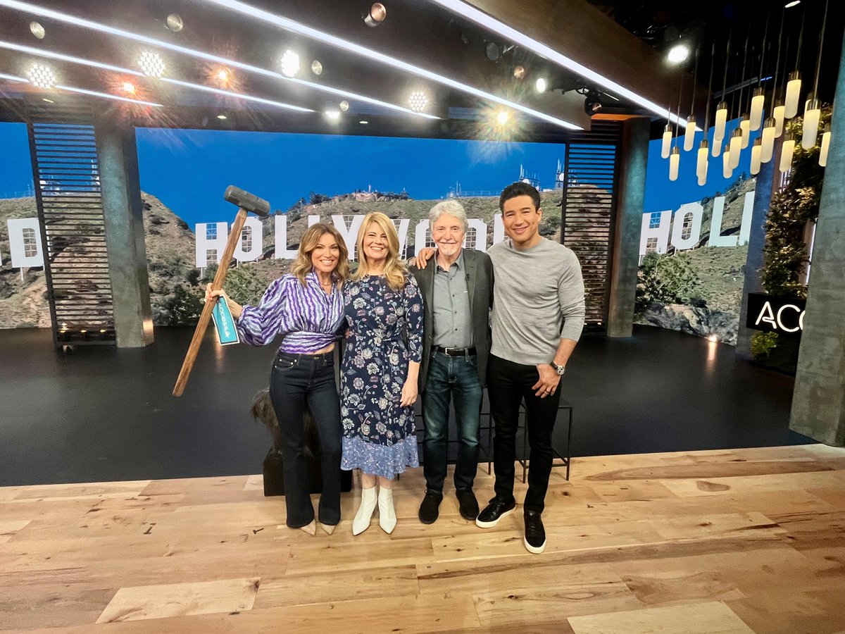 CollectorsCall's tweet image. Did you catch Lisa Whelchel and our first collector of the season, Rich Correll, on Access Daily? Here are a couple shots to sum it up. 

Watch the season premiere of Collector's Call this Sunday, April 2nd at 6:30P | 5:30C to see more of Lisa and Rich Correll. #CCSeason4