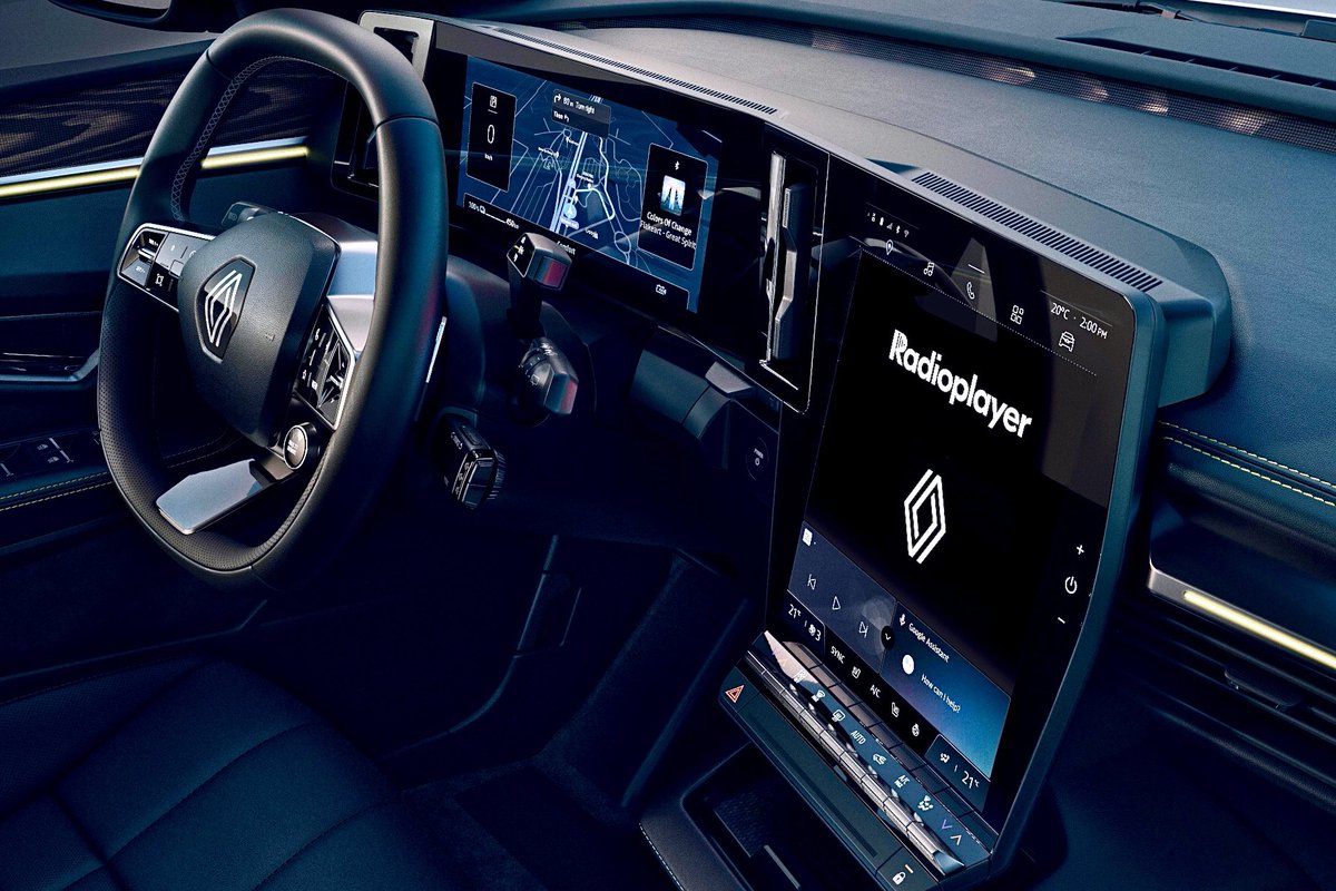 Breaking news from @lharrison61 at #RDE23 – Radioplayer and Renault have signed a hybrid radio partnership agreement. That means <a href="/rpworldwide/">RadioplayerWorldwide</a> now has tech partnerships with automotive companies representing 41% of cars sold in Europe. Details here bit.ly/3Kc3rBa