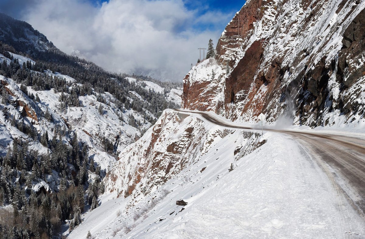 local_freshies's tweet image. Curious to know how do the major mountain passes stack up? Which is the most dangerous? How about the most switchbacks? #mountainroads

Click 👇  to find out what we learned localfreshies.com/most-dangerous…