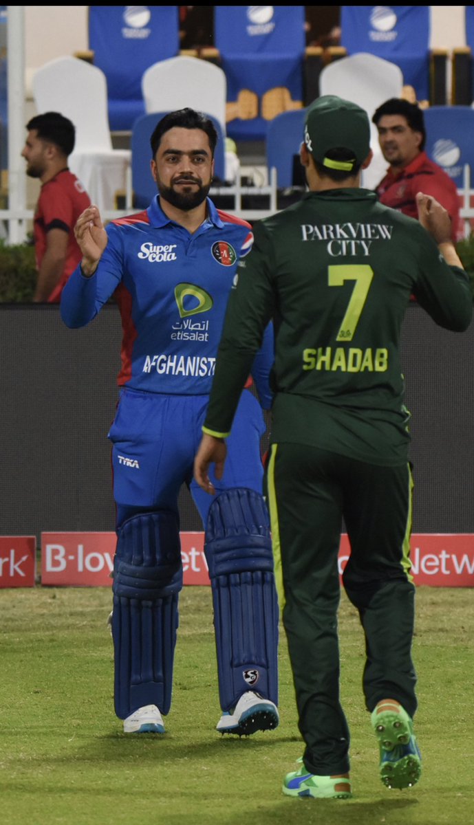 SohilaAzimi's tweet photo. We football girls who stayed in Afghanistan, support us as athletes so that we can make our country proud like you in the future. Our future is not known, your support makes our future. @rashidkhan_19

@MohammadNabi007

@iamnajibzadran

@imnaveenulhaq

@fazalfarooqi10 https://t.co/ysdEibFYs6